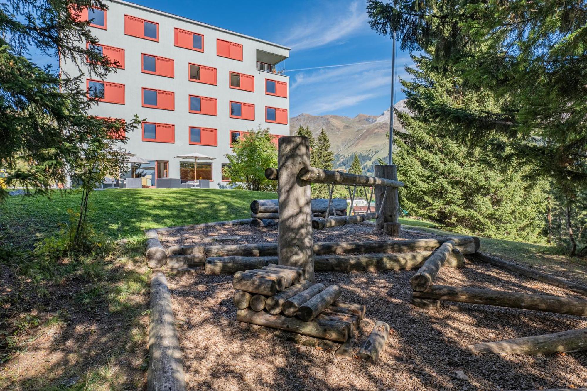 Valbella-Lenzerheide Youth Hostel Exterior foto